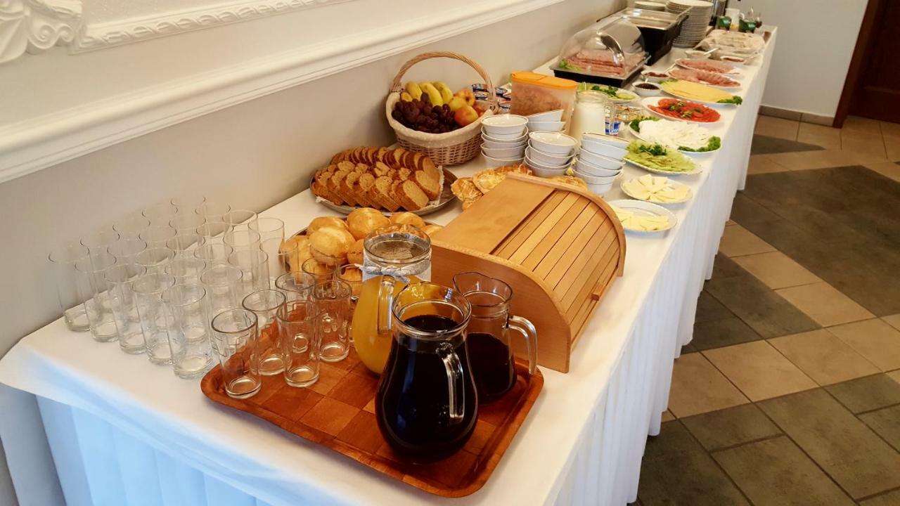 Hotel Jola Września 外观 照片